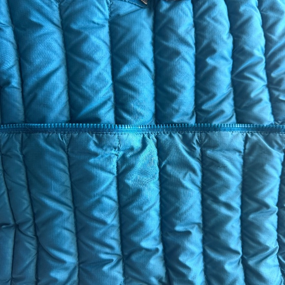 Patagonia Toddler 5T Blue Down Sweater Jacket *Flaws* - Picture 6 of 16
